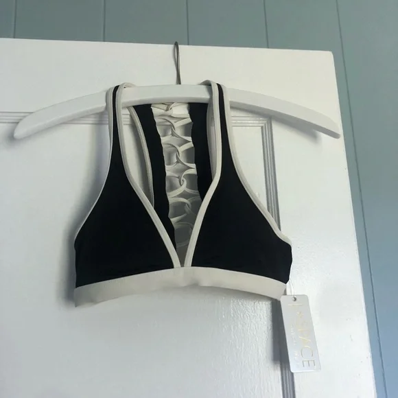 L*Space skylar top in black and white - Picture 6 of 8